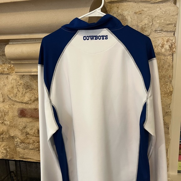 Dallas Cowboys pull over jacket - Picture 3 of 5